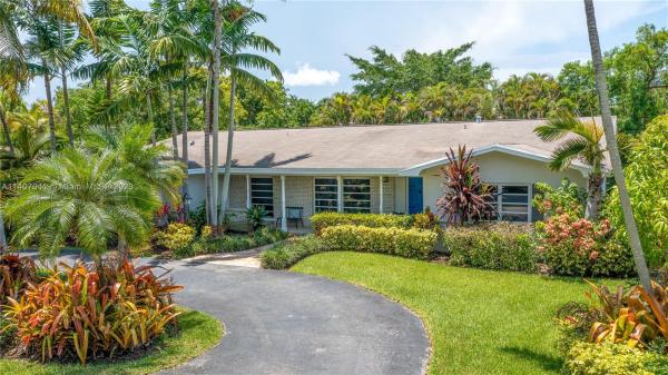 Hallmark Heights Estates, 7305 SW 122nd St, Pinecrest, Florida 33156, image 1