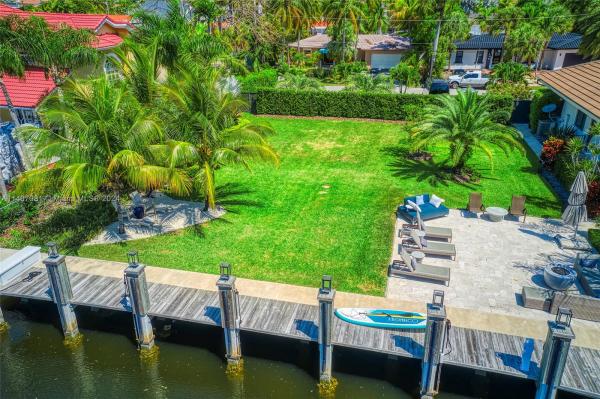Eastern Shores, 3424 NE 167th St, North Miami Beach, Florida 33160, image 2