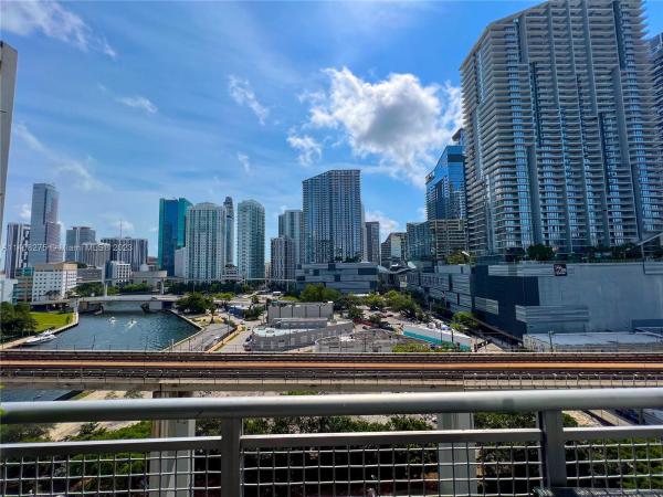 Neo Vertika, 690 SW 1st Ct #1216, Miami, Florida 33130, image 2