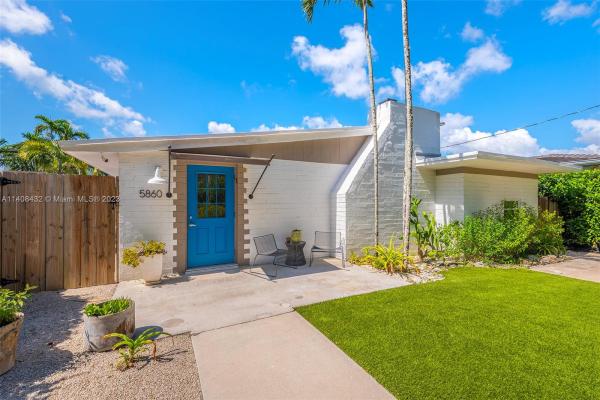 Coral Way Heights, 5860 SW 26th St, Tamiami, Florida 33155, image 1