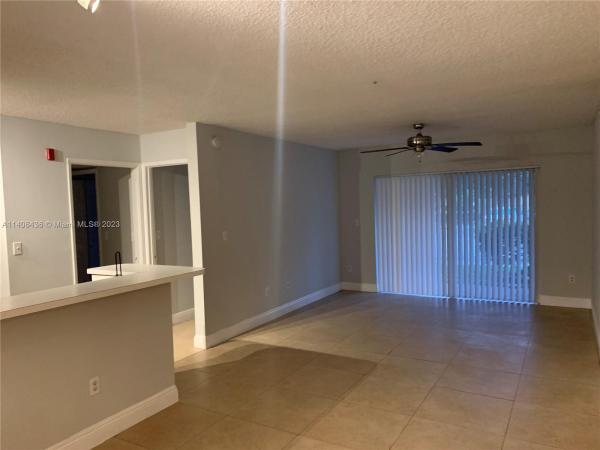 Royal Grand, 2600 S University Dr #121, Davie, Florida 33328, image 1