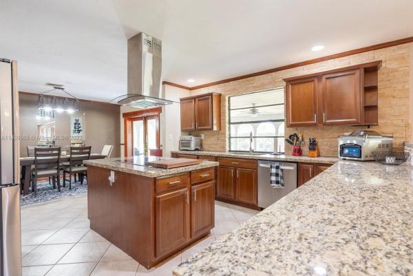 20790 SW 398th St, Unincorporated Dade County, Florida 33034, image 2