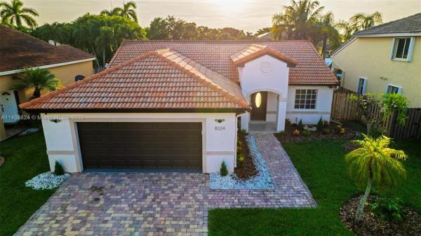 Lago Mar South, 8324 SW 161st Pl, Kendall, Florida 33193, image 1