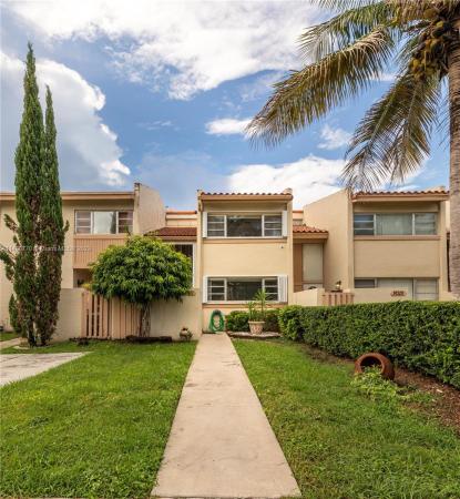 Catalonia Lake Villas, 14331 Kendale Lakes Cir #14331, Kendale Lakes, Florida 33183, image 1