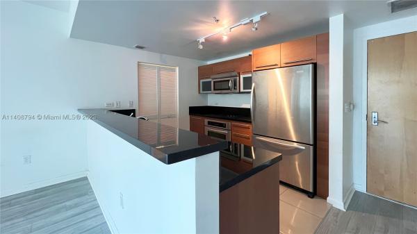 Vizcayne South, 253 NE 2nd St #1410, Miami, Florida 33132, image 1