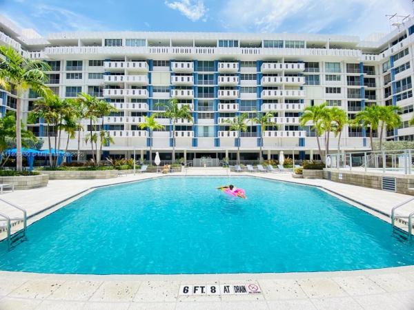 South Bay Club, 800 West Ave #905, Miami Beach, Florida 33139, image 2