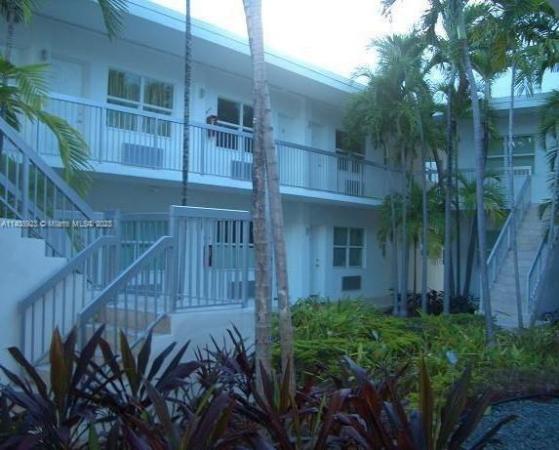 The Lofts At Tatum, 8080 Tatum Waterway Dr #8, Miami Beach, Florida 33141, image 1