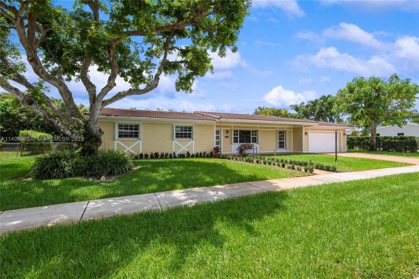 Cherry Grove, 9151 SW 95th Ave, Kendall, Florida 33176, image 1