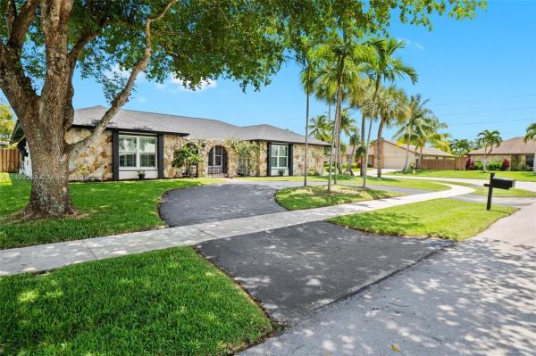 Marcano Estates, 7601 NW 12th Ct, Plantation, Florida 33322, image 1