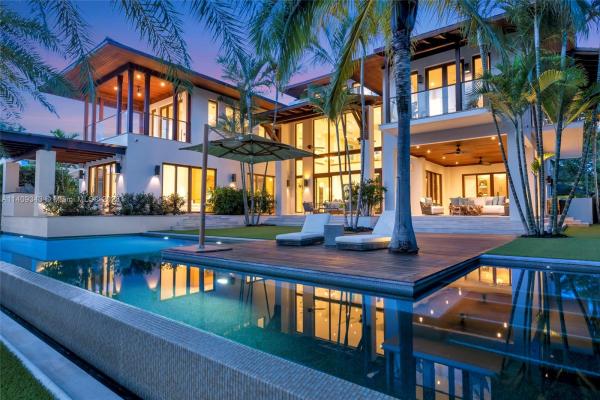 Cape Florida, 1020 Mariner Dr, Key Biscayne, Florida 33149, image 1