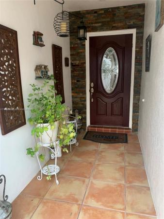 Miami Lakes Golf Course Village, 7407 Twin Sabal Dr, Miami Lakes, Florida 33014, image 1
