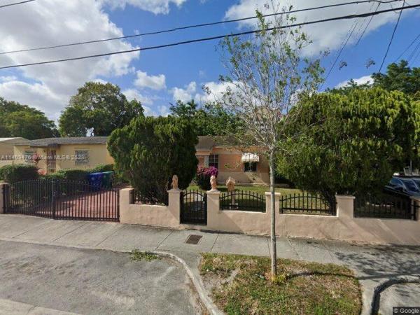 Floral Park, 1435 NW 52nd St, Miami, Florida 33142, image 1