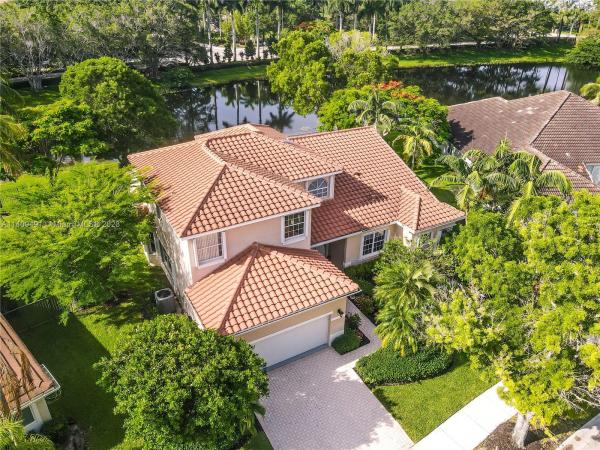 Fairfax Lake, 140 Montclaire Dr, Weston, Florida 33326, image 1