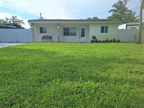 Weidlings, 6325 Grant Ct, Hollywood, Florida 33024, image 1