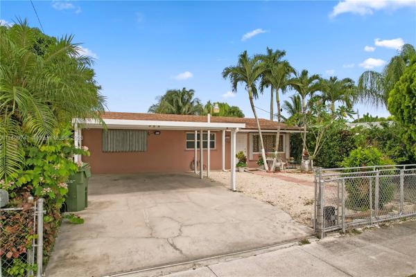 Homestead No HOA, 313 NW 9th Ave, Homestead, Florida 33030, image 1