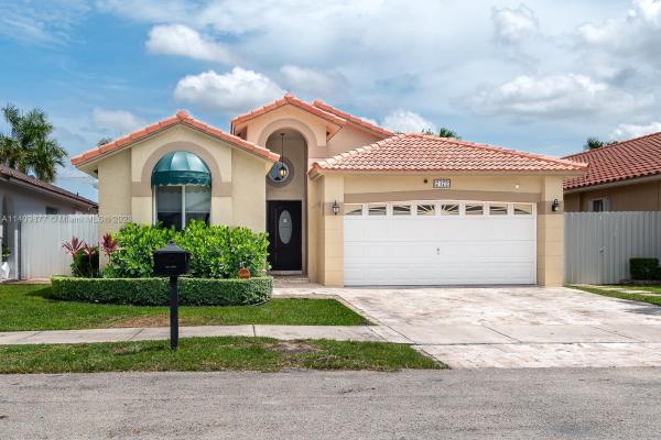 Turtle Run At Lakes Of Palm Springs, 7472 NW 169th Ln, Country Club, Florida 33015, image 1
