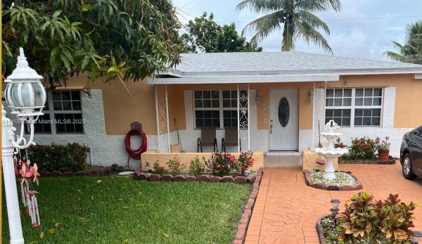 Pleasant Village, 750 NE 165th St, Golden Glades, Florida 33162, image 1