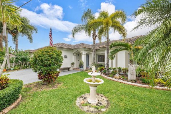 Tennessee Estates, 1407 SE 6th St, Homestead, Florida 33033, image 1