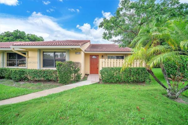 Thornhill Lake, 6716 Bridlewood Ct #6716, Boca Raton, Florida 33433, image 1