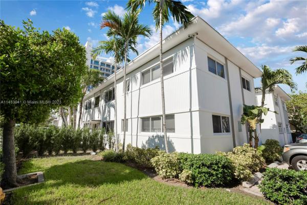 Bay Lincoln, 1600 Bay Rd, Miami Beach, Florida 33139, image 1