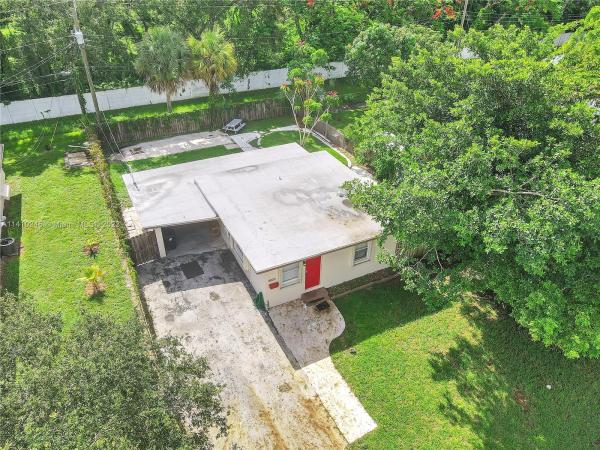 Devonshire, 2620 SW 12th Ter, Fort Lauderdale, Florida 33315, image 1
