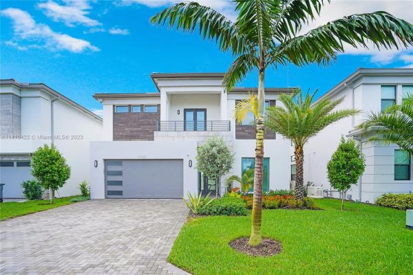 Lotus, 17160 Blue Bayou Dr, Boca Raton, Florida 33496, image 2