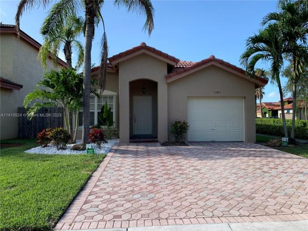 Bonita Lakes, 11911 SW 137th Ter, Three Lakes, Florida 33186, image 1