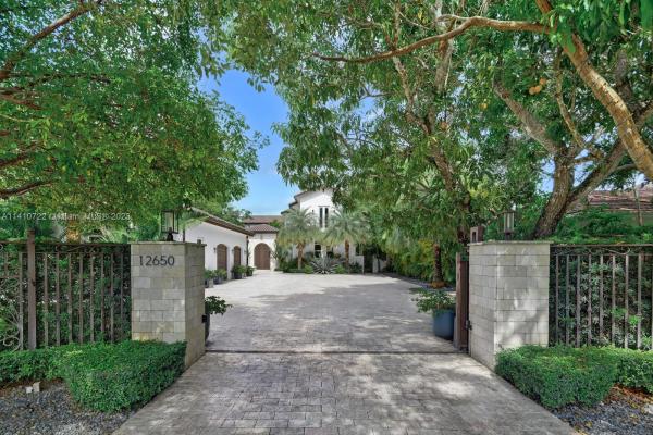 Pinecrest Residential, 12650 SW 77th Ave, Pinecrest, Florida 33156, image 1