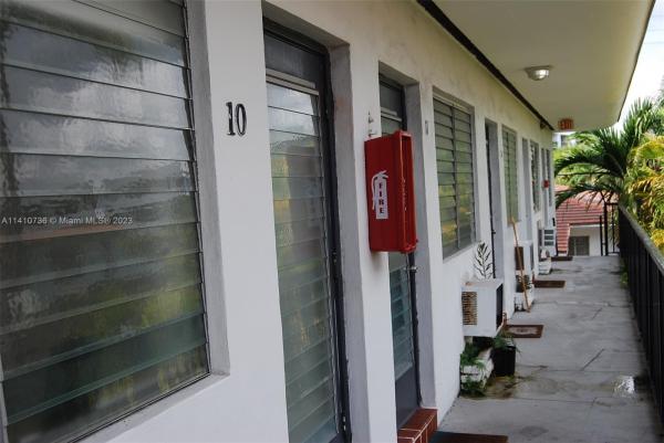 The Beverly Arms, 8132 Harding Ave #10, Miami Beach, Florida 33141, image 1