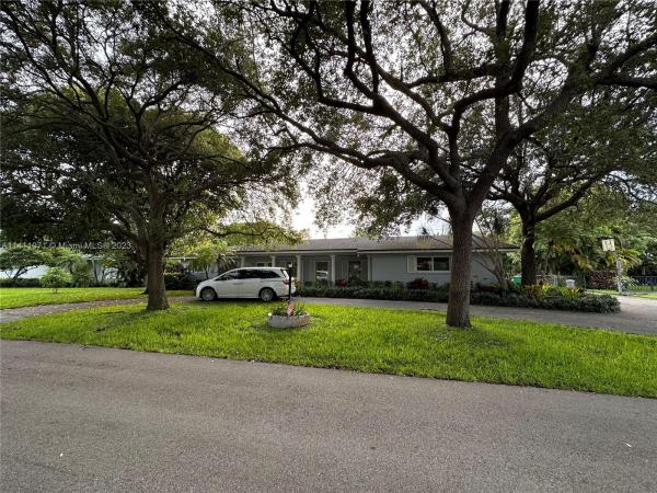 Mangowood, 8425 SW 149th Dr, Palmetto Bay, Florida 33158, image 1