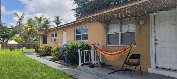 Hollywood Beach Gardens, 5841 Lincoln St, Hollywood, Florida 33021, image 1