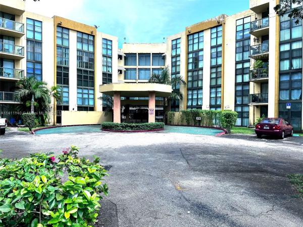 International Park, 11750 SW 18th St #112-1, Tamiami, Florida 33175, image 1