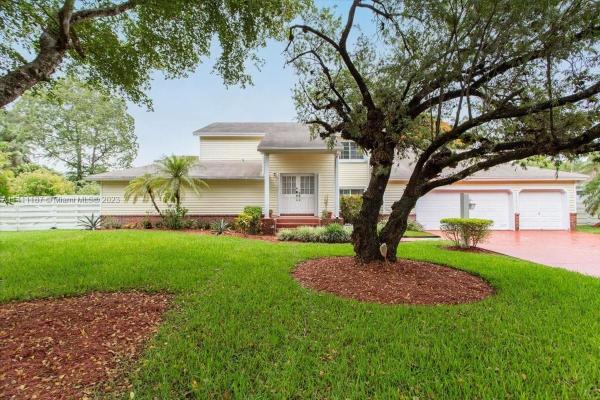 Robin's Run West, 14510 SW 148th Ave, Country Walk, Florida 33196, image 1
