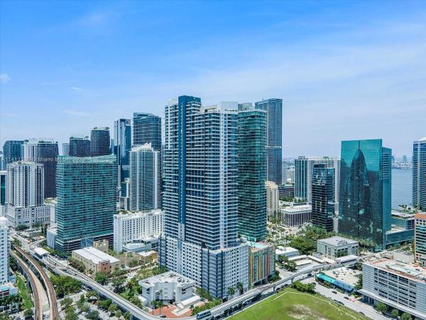 Infinity At Brickell, 60 SW 13th St #1814, Miami, Florida 33130, image 2