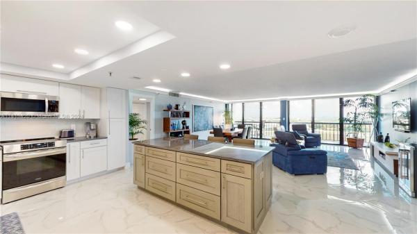 The Envoy, 2480 Presidential Way #1202, West Palm Beach, Florida 33401, image 1