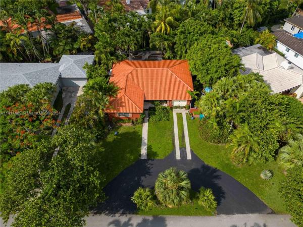 New Belle Meade, 900 NE 75th St, Miami, Florida 33138, image 1