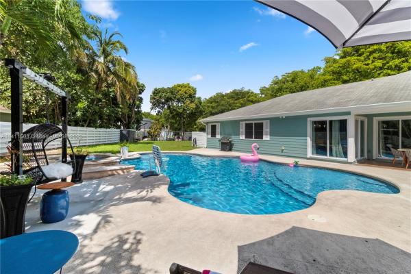 Robin's Run West, 14825 SW 147th Ct, Country Walk, Florida 33196, image 1