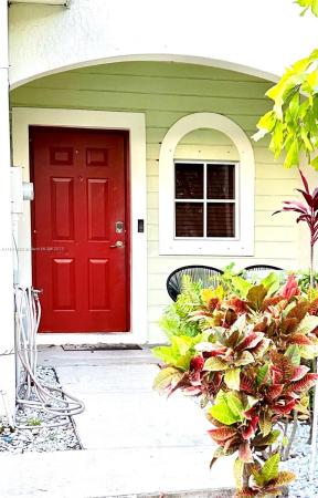 Emerald Lake Townhomes, 4322 Emerald Vis, Lake Worth Beach, Florida 33461, image 1