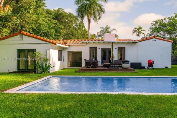 Beverly Glen, 30 NE 105th St, Miami Shores, Florida 33138, image 1