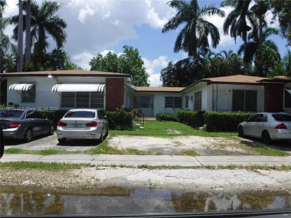 1477 NE 116th St, Unincorporated Dade County, Florida 33161, image 2