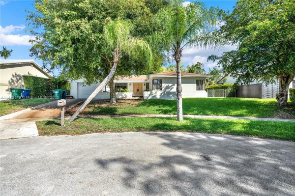 Old Cutler Common, 21414 SW 98th Ct, Cutler Bay, Florida 33189, image 1