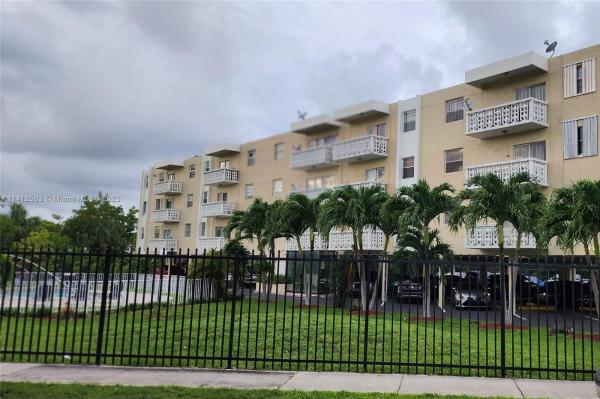 Woodcreek, 1801 NE 140th St #307, North Miami, Florida 33181, image 1