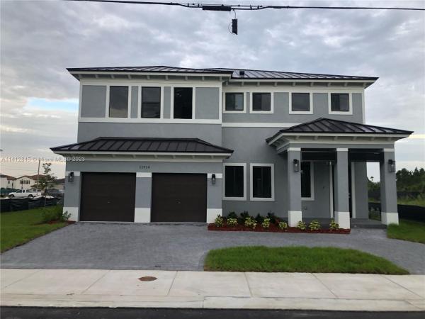 Golden Park, 11914 SW 232nd St, Princeton, Florida 33032, image 1