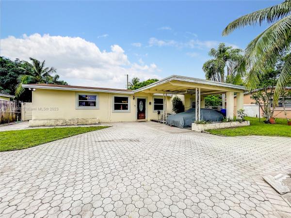 Driftwood Acres, 7170 Meade St, Hollywood, Florida 33024, image 2