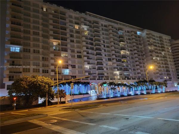 The Pavilion, 5601 Collins Ave #408, Miami Beach, Florida 33140, image 2