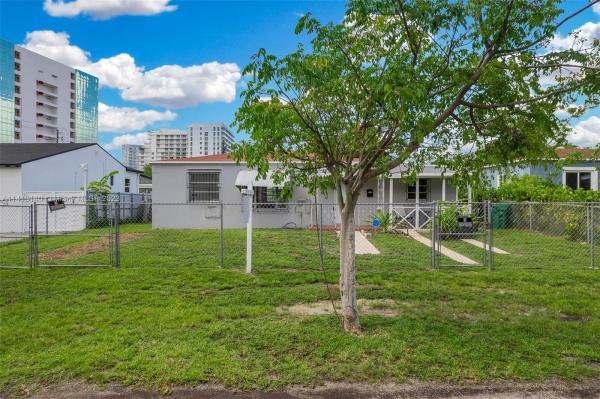 Brentwood, 270 NE 46th St, Miami, Florida 33137, image 1