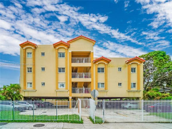 Villa Sole, 218 SW 8th Ave #306, Miami, Florida 33130, image 1