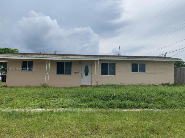 Driftwood Estates, Hollywood, Florida 33024, image 2