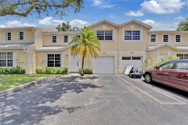 Flamingo Gardens, 12147 SW 50th Pl, Cooper City, Florida 33330, image 2