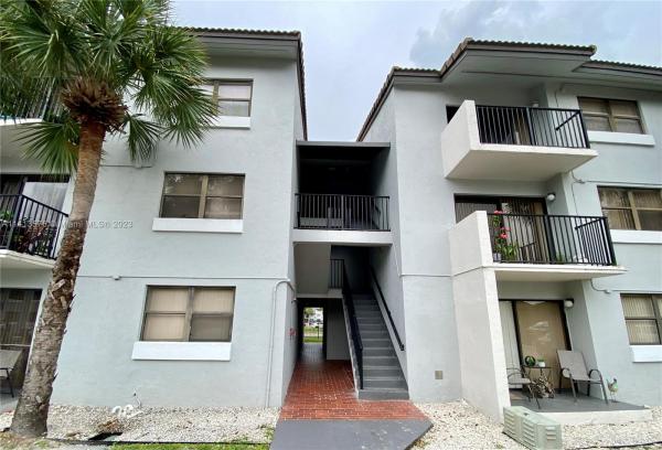 Villa Bellini, 7135 NW 179th St #211, Hialeah, Florida 33015, image 1